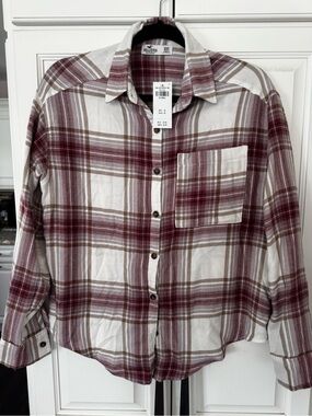 Hollister Red and Cream Plaid Button-Down Shirt